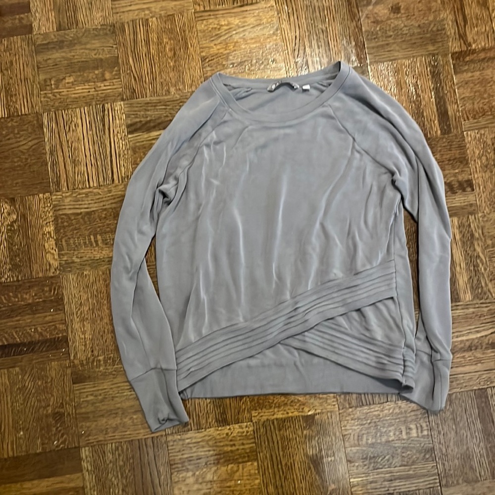 athleta grey crew neck
